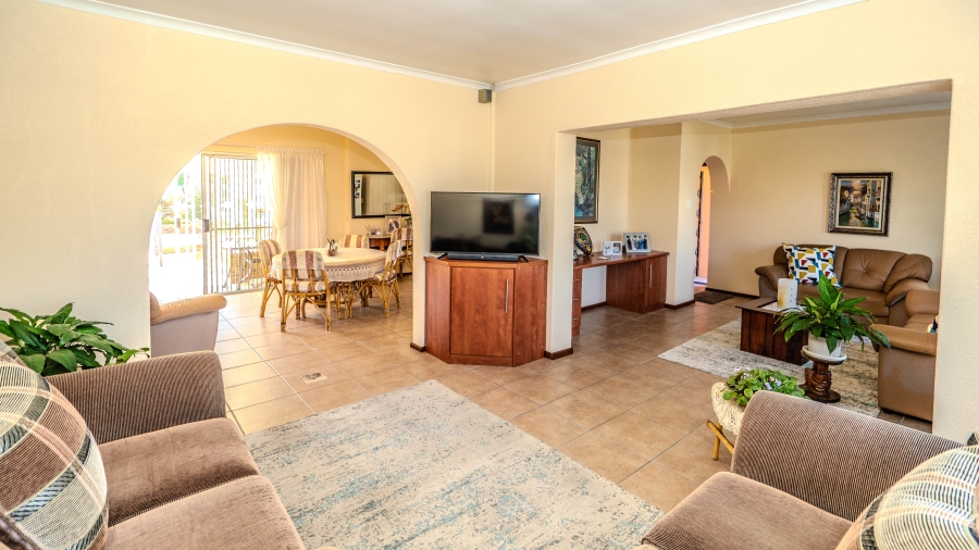 4 Bedroom Property for Sale in Morgenster Heights Western Cape